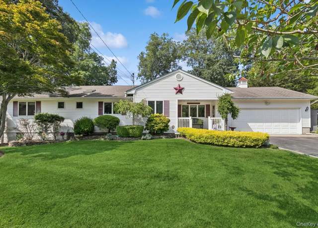 Property at 108 Sunset Blvd, Wading River, NY 11792, 3 beds, 2 baths