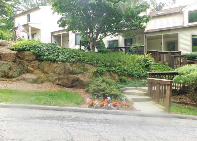 Property at 42 Touchstone Way, Millwood, NY 10546, 2 beds, 2.5 baths