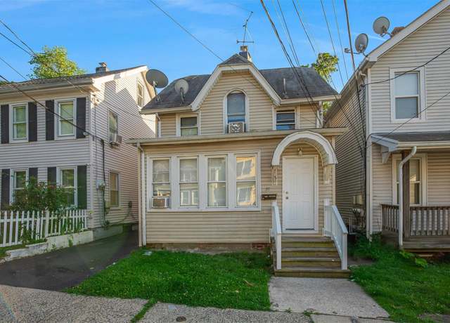 Property at 35 Ann St, Ossining, NY 10562, 4 beds, 1 bath
