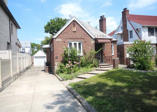 Property at 14433 Coolidge Ave, Briarwood, NY 11435, 3 beds, 2.5 baths