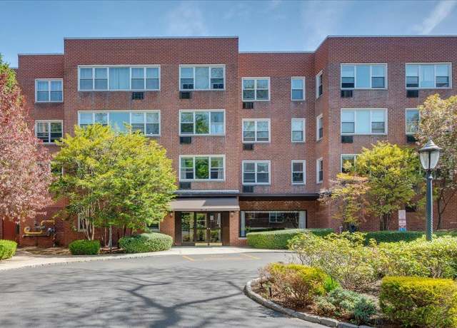 Property at 1299 Palmer #211, Larchmont, NY 10538, 2 beds, 2 baths