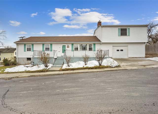 Property at 1 Willow St, Kingston, NY 12401, 5 beds, 3 baths