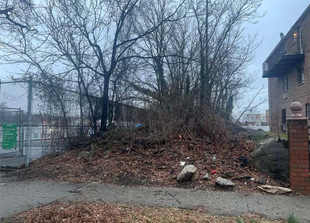 Property at 3652 De Reimer Ave, Bronx, NY 10466