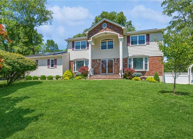 Property at 31 Brookline Way, New City, NY 10956, 5 beds, 3 baths