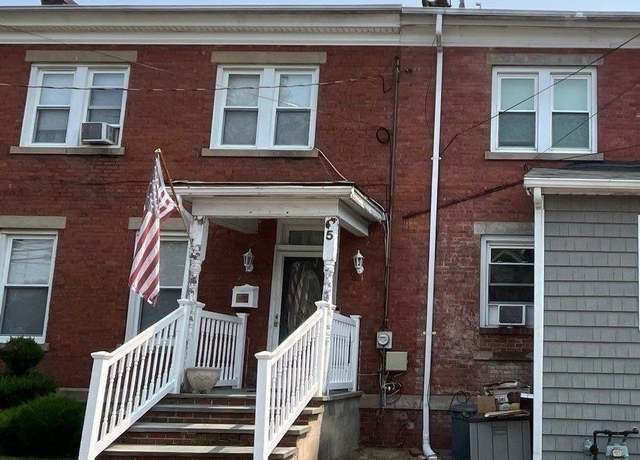 Property at 5 Columbia St, Farmingdale, NY 11735, 5 beds, 2 baths