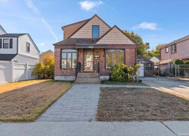 Property at 155 King St, Elmont, NY 11003, 2 beds, 3 baths