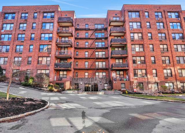 Property at 119 S Highland Ave Unit 5F, Ossining, NY 10562, 1 bath