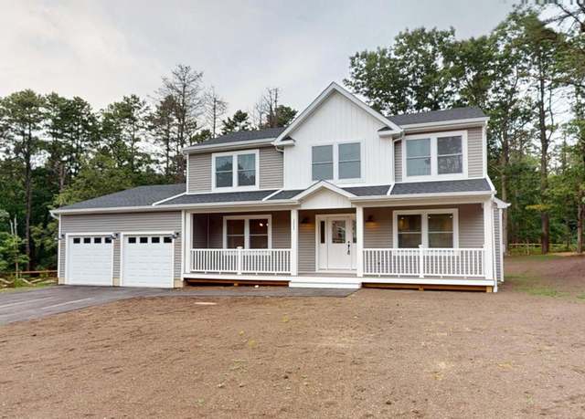 Property at 111 Currans Rd, Middle Island, NY 11953, 4 beds, 2.5 baths