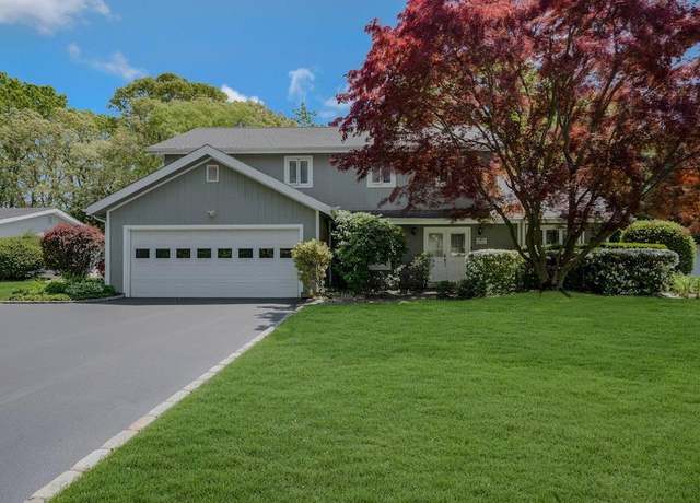Property at 81 Patricia Ln, South Setauket, NY 11720, 4 beds, 2.5 baths
