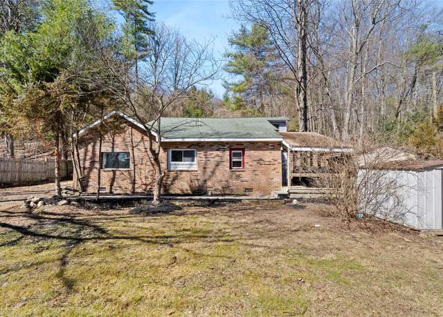 Property at 17 Helm St, Wurtsboro, NY 12790, 3 beds, 2 baths