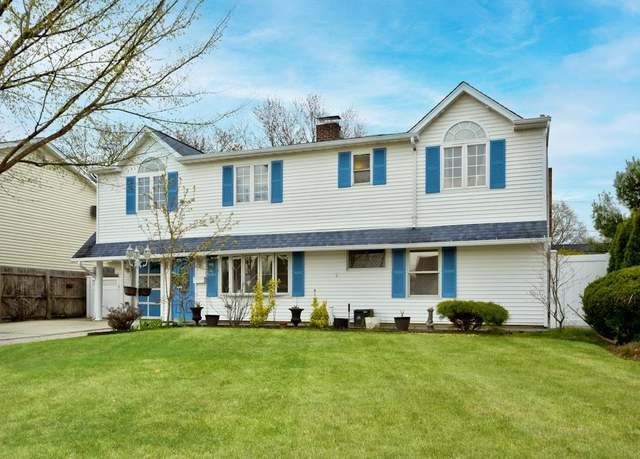 Property at 63 Bucket Ln, Levittown, NY 11756, 5 beds, 3 baths