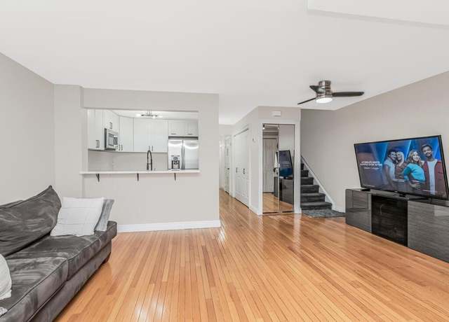 Property at 117 Sunset Blvd #10117, Bronx, NY 10473, 3 beds, 2 baths