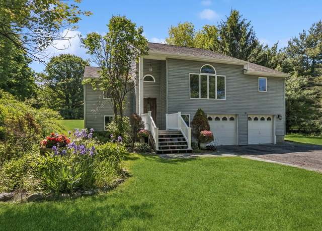 Property at 312 Diddell Rd, Poughkeepsie, NY 12603, 3 beds, 2 baths