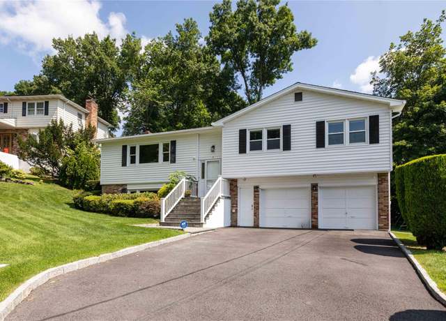 Property at 22 Jason Ln, Mamaroneck, NY 10543, 4 beds, 3 baths