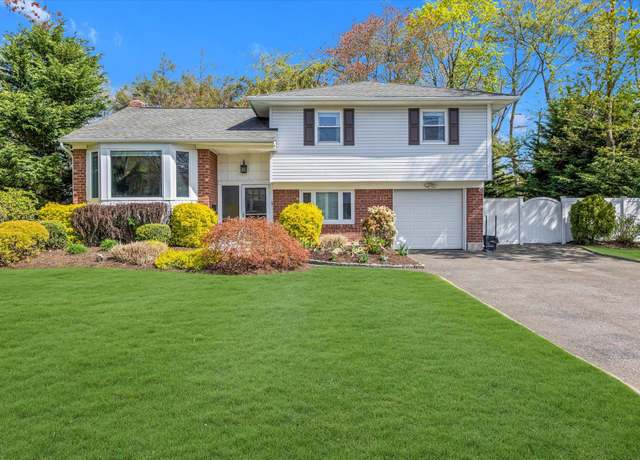 Property at 1 Earl Gate, Melville, NY 11747, 3 beds, 2 baths