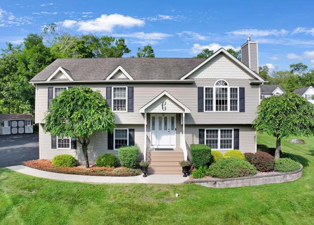 Property at 450 Mt Orange Rd, Middletown, NY 10940, 4 beds, 3 baths