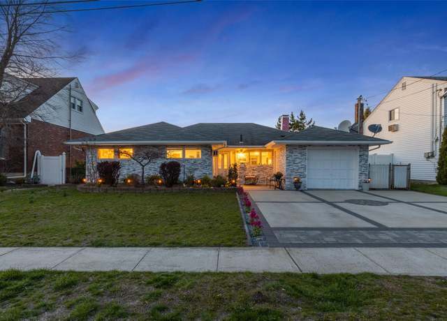 Property at 327 Niles St, Oceanside, NY 11572, 3 beds, 2 baths