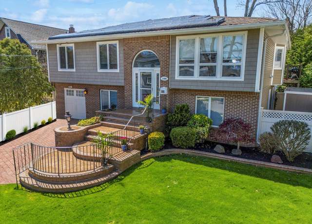 Property at 1490 Briard St, Wantagh, NY 11793, 4 beds, 3 baths