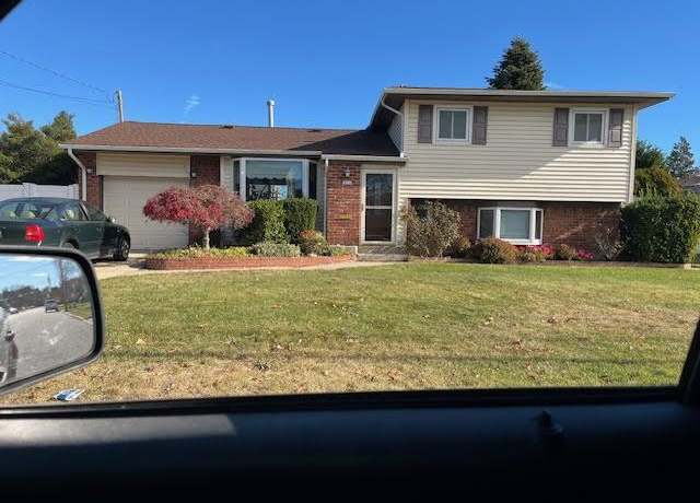 Property at 305 West 20th St, Deer Park, NY 11729, 4 beds, 2 baths