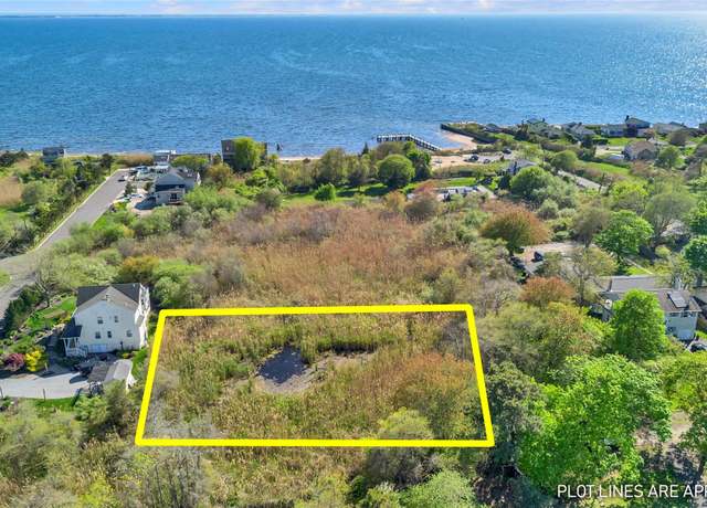Property at Blue Point St, East Patchogue, NY 11772