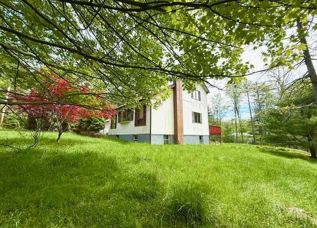 Property at 19 Oak Rd, Glen Spey, NY 12737, 3 beds, 1.5 baths