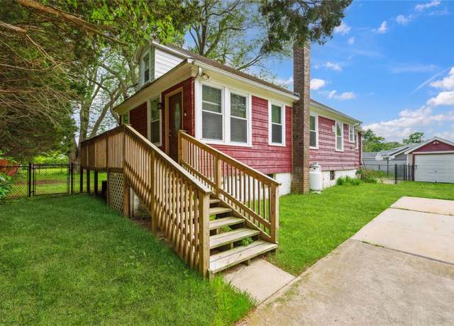 Property at 80 Diana Dr, Mastic Beach, NY 11951, 1 bed, 1 bath
