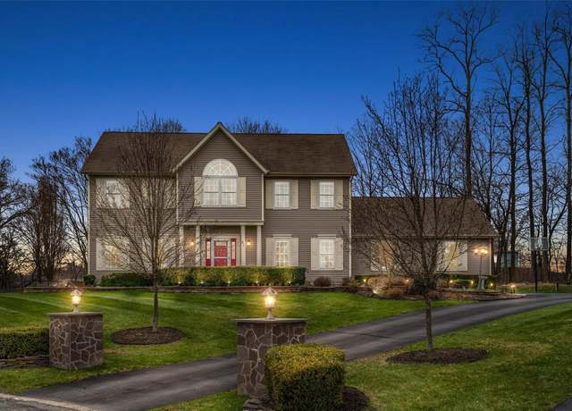 Property at 42 Frances Ln, Monroe, NY 10950, 4 beds, 2.5 baths