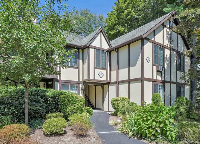Property at 9 Tudor Ct #4, Pleasantville, NY 10570, 2 beds, 1.5 baths
