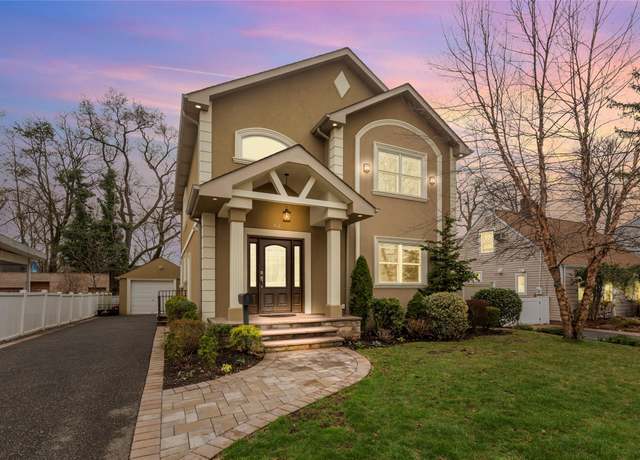 Property at 62 Harvard St, Roslyn Heights, NY 11577, 4 beds, 3.5 baths