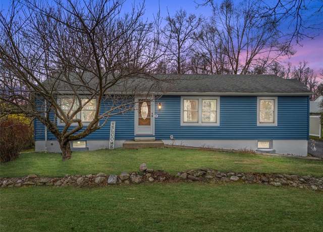 Property at 34 Walnut Ln, Middletown, NY 10940, 3 beds, 2 baths