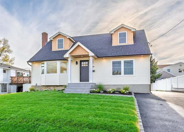 Property at 2464 Riverside Ave, Seaford, NY 11783, 4 beds, 2 baths