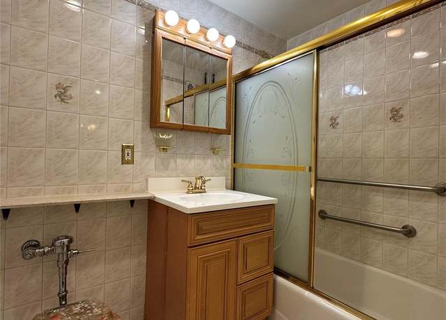 Property at 153-25 88th St Unit 4B, Howard Beach, NY 11414, 2 beds, 1 bath