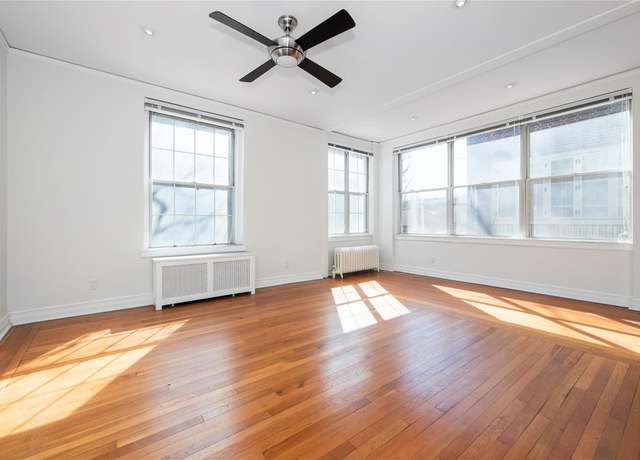 Property at 3752 85th St #2, Jackson Heights, NY 11372, 2 beds, 1 bath