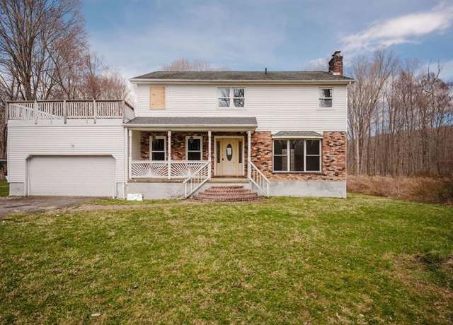 Property at 27 Nathan Hale Dr, Stormville, NY 12582, 4 beds, 3.5 baths