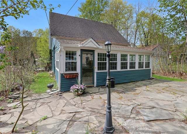Property at 23 Fifth, Hillburn, NY 10931, 2 beds, 1 bath