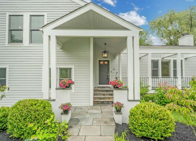 Property at 31 Pierce Dr, Pleasantville, NY 10570, 4 beds, 3.5 baths