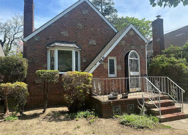 Property at 142-05 184 St, Springfield Gardens, NY 11413, 3 beds, 1 bath