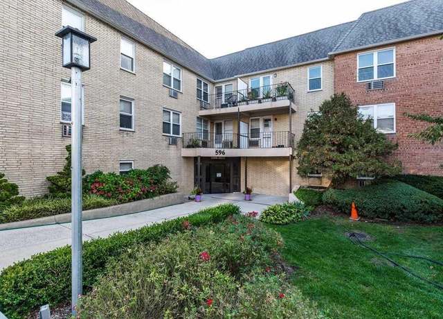 Property at 596 Broadway Unit 15A, Lynbrook, NY 11563, 2 beds, 1 bath
