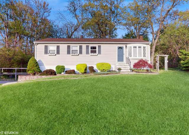 Property at 17 Fenmore Dr, Wappingers Falls, NY 12590, 4 beds, 2 baths