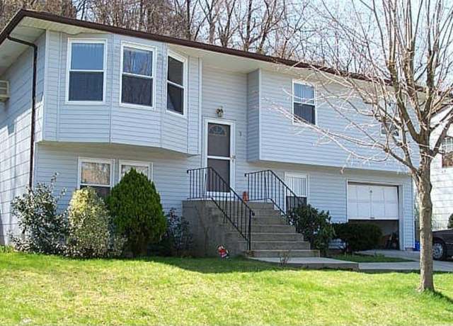 Property at 9 Harmony Ln, Glen Cove, NY 11542, 4 beds, 2 baths