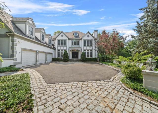 Property at 2 Camden Ct, Irvington, NY 10533, 5 beds, 6 baths