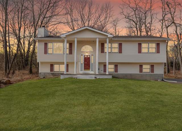 Property at 109 Knoth Road Xing, Wallkill, NY 12589, 4 beds, 2.5 baths