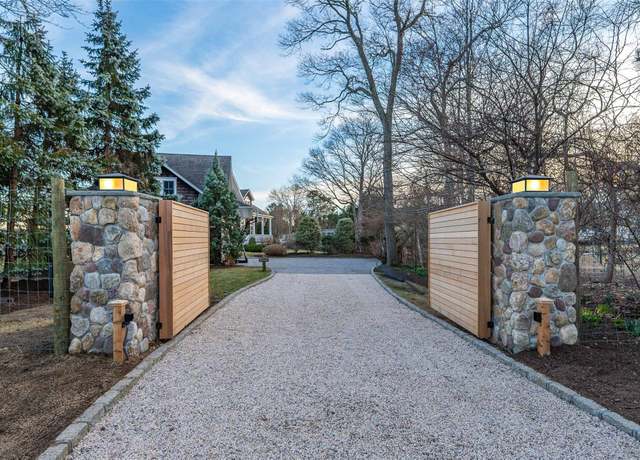 Property at 3345 Cedar Ln, East Marion, NY 11939, 5 beds, 4 baths