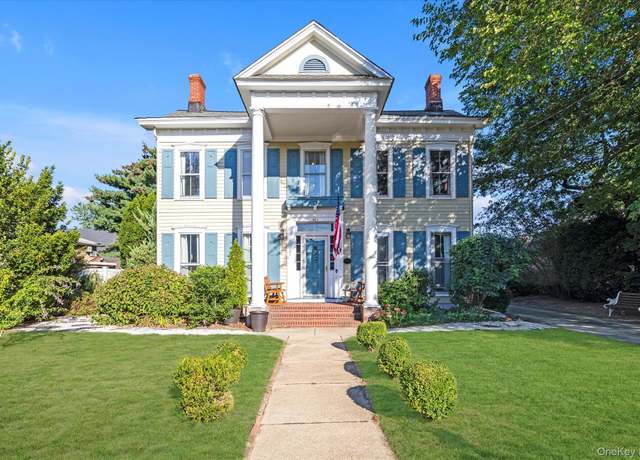 Property at 463 Ocean Ave, Lynbrook, NY 11563, 5 beds, 3 baths