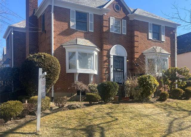 Property at 81-03 Surrey Pl, Jamaica Estates, NY 11432, 4 beds, 4 baths