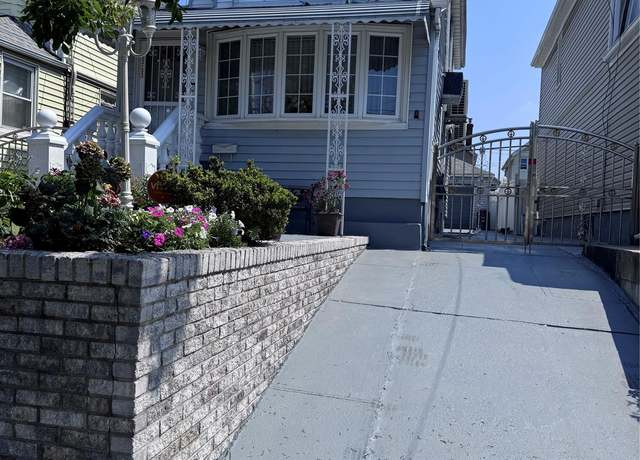 Property at 9353 207th St, Queens Village, NY 11428, 4 beds, 2.5 baths