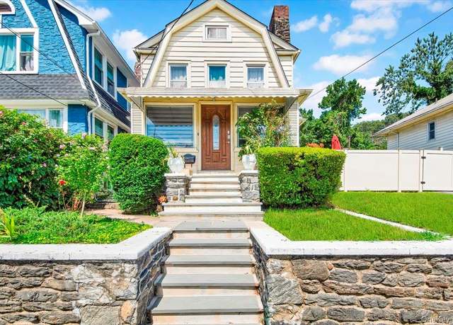 Property at 81 Beechwood Ave, Mount Vernon, NY 10553, 2 beds, 1.5 baths