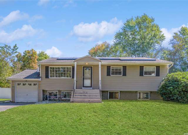 Property at 30 Yale St, Port Jefferson Station, NY 11776, 4 beds, 3.5 baths