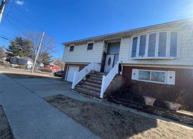 Property at 1259 Woodfield Rd, Rockville Centre, NY 11570, 4 beds, 3 baths