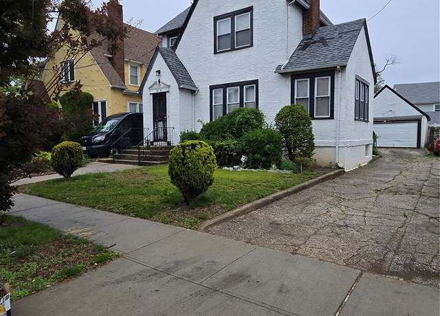 Property at 11419 179th St, Addisleigh Park, NY 11434, 4 beds, 1.5 baths